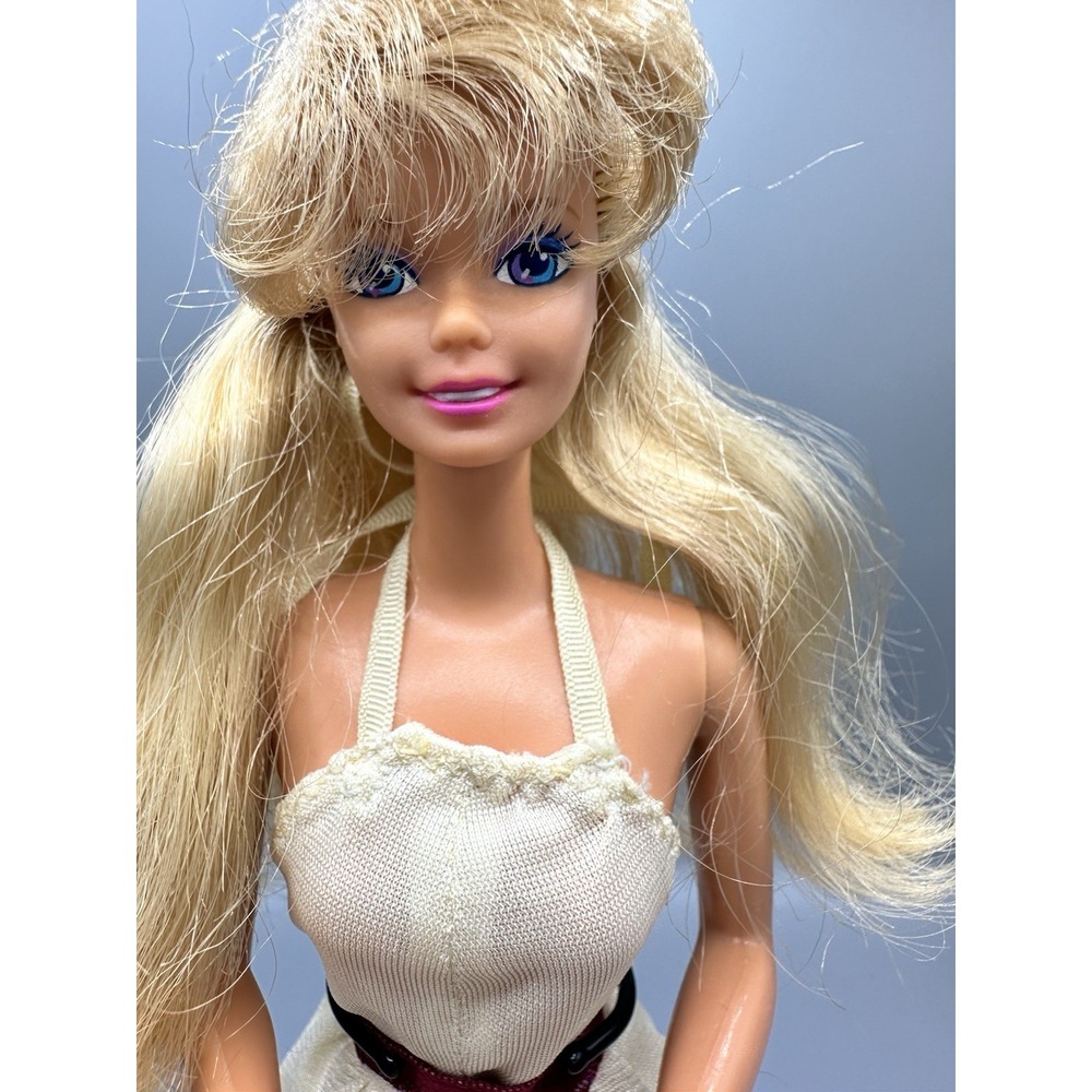 BARBIE 1976 Wearing a Mommy Made 70's Dress Loose Doll Figure